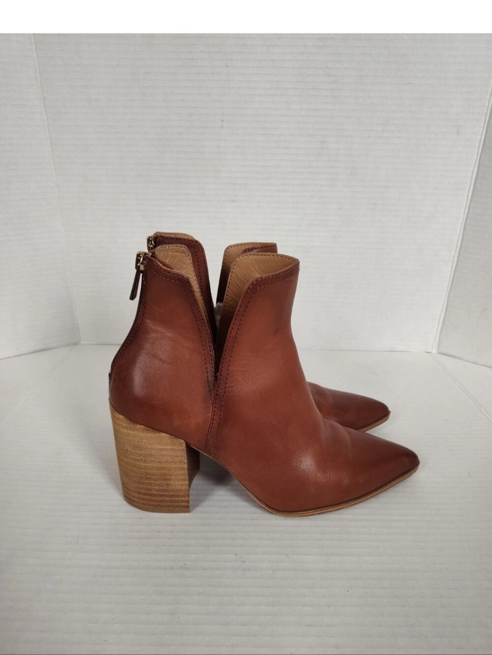 Steve Madden Darryn Ankle Boots Cognac Brown Leather sz 7 Block Heel Back Zip